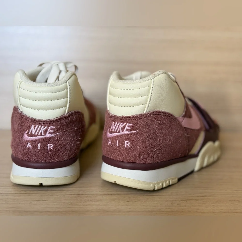 Nike Air Trainer 1 Valentine’s Day